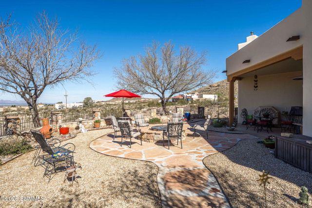 5048 Ventana View Road, Las Cruces, NM 88011