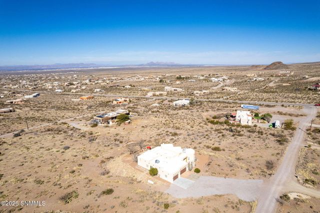 5048 Ventana View Road, Las Cruces, NM 88011