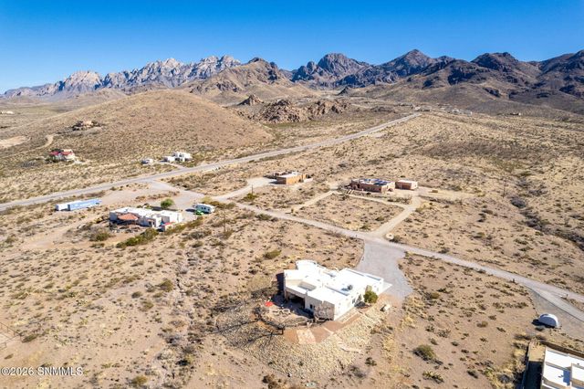5048 Ventana View Road, Las Cruces, NM 88011