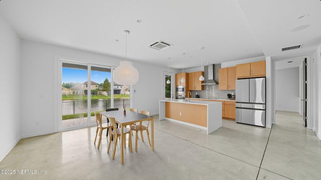 4126 EMILIO Lane, Jacksonville, FL 32226