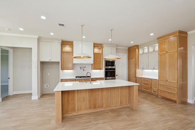 35 Stone Bluff Drive, Canyon, TX 79015