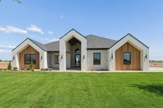 35 Stone Bluff Drive, Canyon, TX 79015