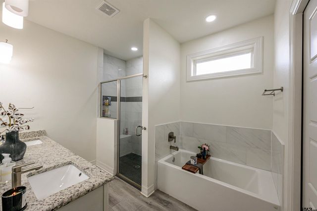 2001 Jason Dr., Whitehouse, TX 75791