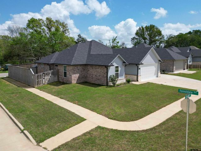 2001 Jason Dr., Whitehouse, TX 75791
