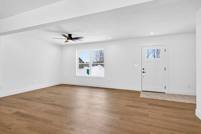 2134 Cottonwood Avenue, Blair Twp, MI 49637