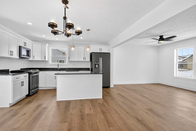 2134 Cottonwood Avenue, Blair Twp, MI 49637