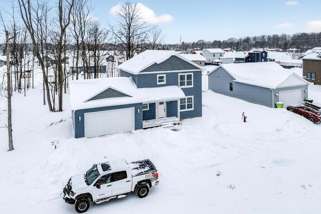 2134 Cottonwood Avenue, Blair Twp, MI 49637