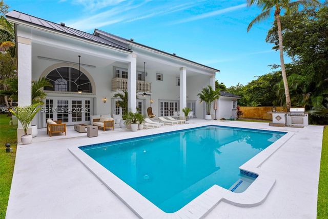 14850 Old Cutler Rd, Palmetto Bay, FL 33158