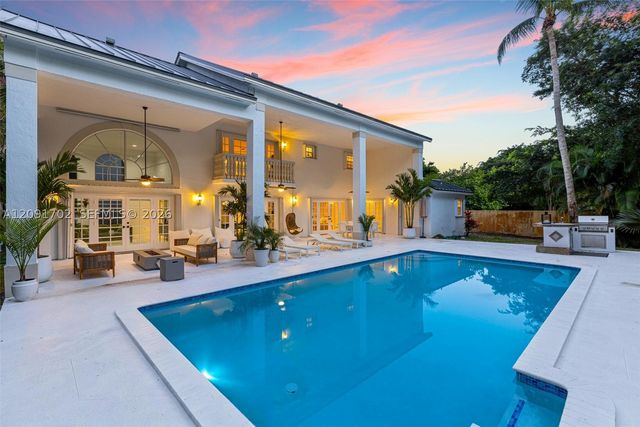 14850 Old Cutler Rd, Palmetto Bay, FL 33158