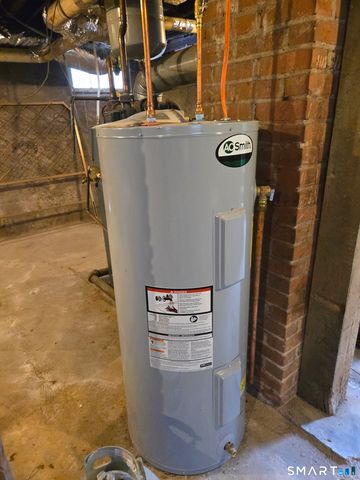 14 Church Street, Portland, CT 06480