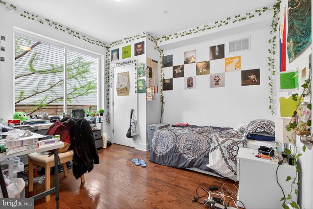 1956 N 8TH ST, Philadelphia, PA 19122