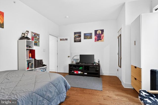 1956 N 8TH ST, Philadelphia, PA 19122