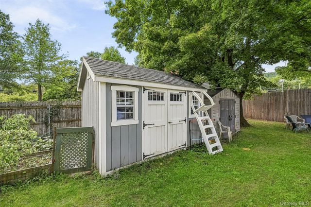 15 Elm Street, Greenwood Lake, NY 10925