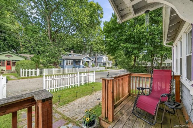 15 Elm Street, Greenwood Lake, NY 10925