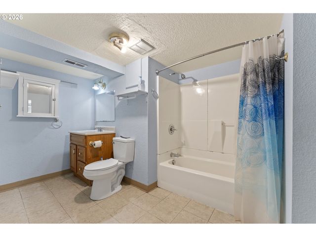 2124 Ne 9TH Ave, Portland, OR 97212