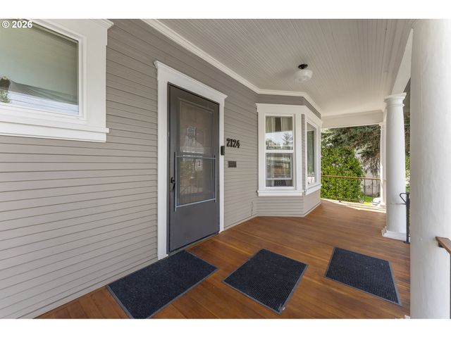 2124 Ne 9TH Ave, Portland, OR 97212