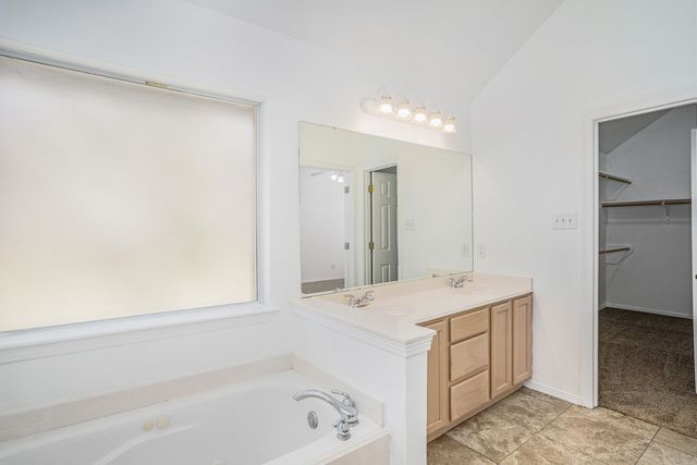 4712 Shorewood Drive, Arlington, TX 76016