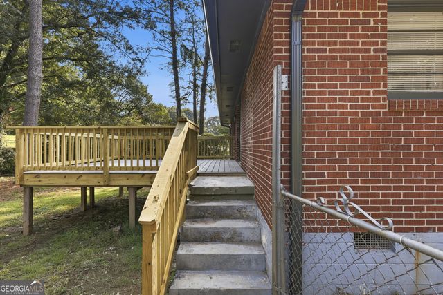 1300 Waverly Drive, Forest Park, GA 30297