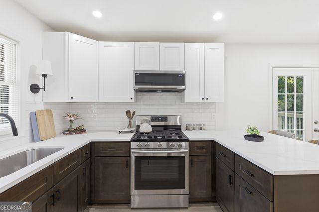 1300 Waverly Drive, Forest Park, GA 30297
