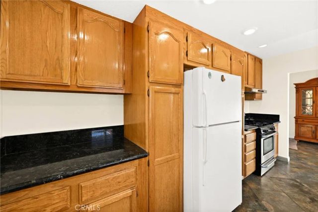 13275 17th, Chino, CA 91710