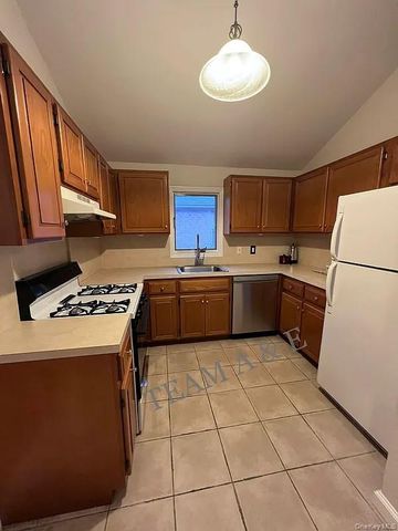 15724 20th Road, Whitestone, NY 11357