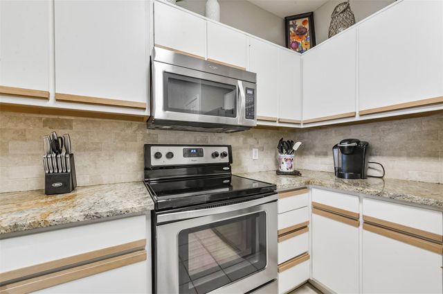 1330 Old Spanish Trail 8104, Houston, TX 77054