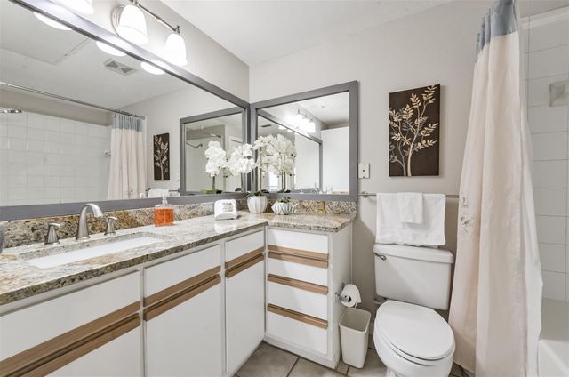 1330 Old Spanish Trail 8104, Houston, TX 77054