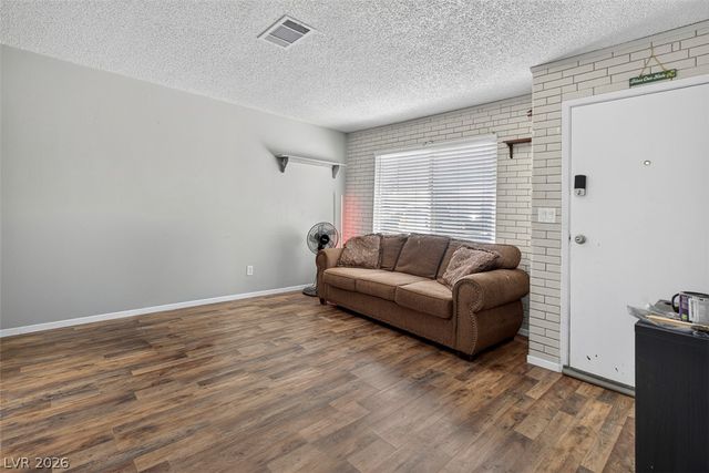 118 Maple Street, Henderson, NV 89015