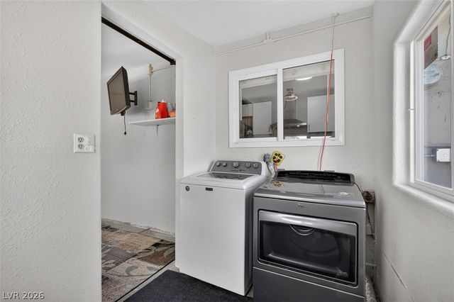 118 Maple Street, Henderson, NV 89015