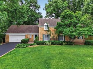 829 W 54th Terrace, Kansas City, MO 64112