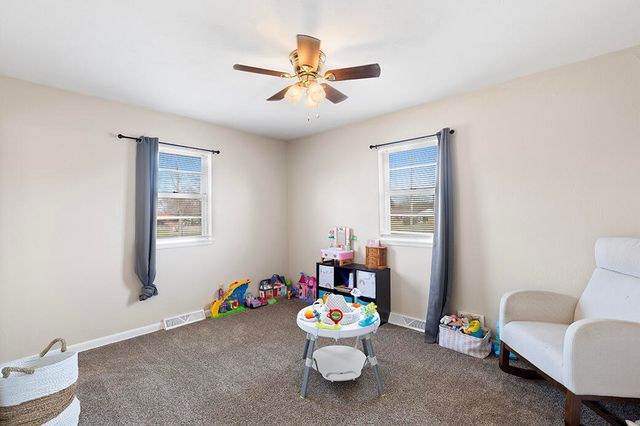 4021 E 15th Place, Joplin, MO 64801