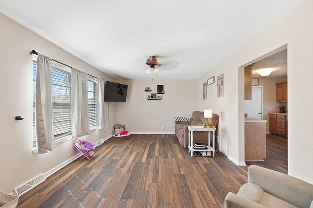 4021 E 15th Place, Joplin, MO 64801