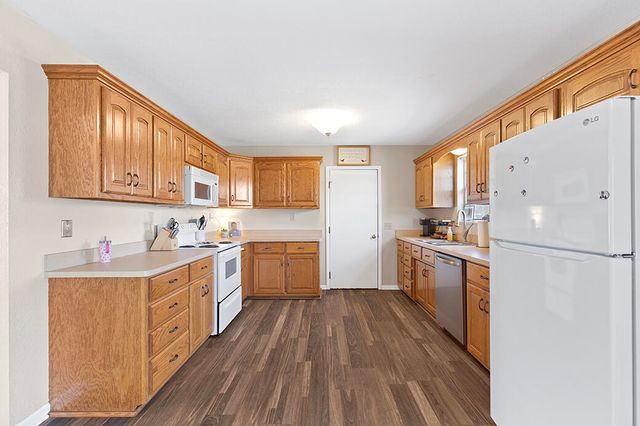 4021 E 15th Place, Joplin, MO 64801