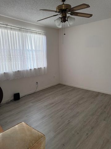 10442 Sunrise Lakes Boulevard 210, Sunrise, FL 33322