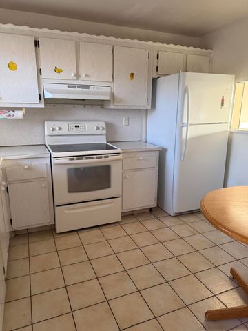 10442 Sunrise Lakes Boulevard 210, Sunrise, FL 33322