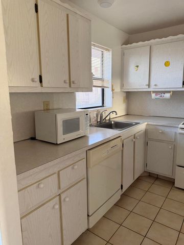 10442 Sunrise Lakes Boulevard 210, Sunrise, FL 33322