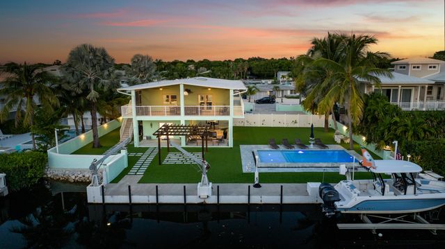 889 Ellen Drive, Key Largo, FL 33037