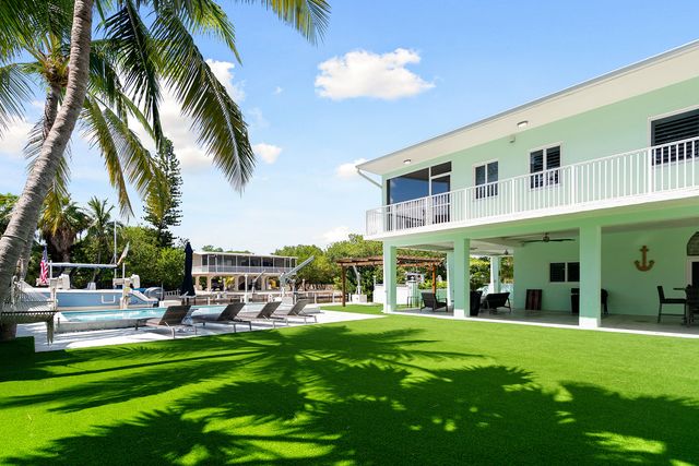 889 Ellen Drive, Key Largo, FL 33037