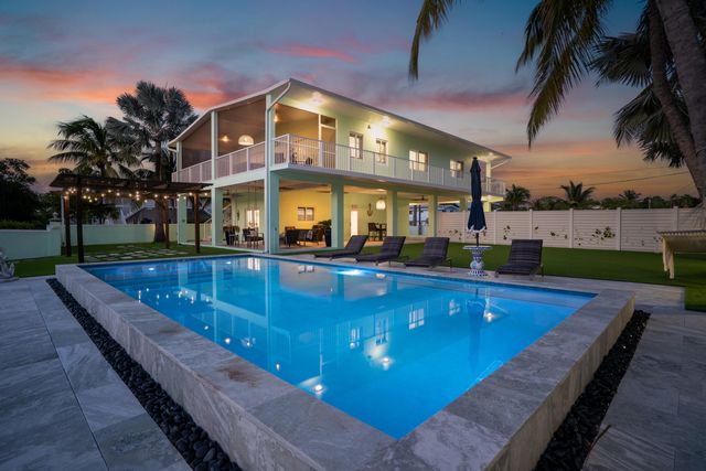 889 Ellen Drive, Key Largo, FL 33037