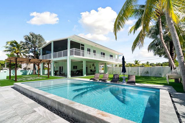 889 Ellen Drive, Key Largo, FL 33037
