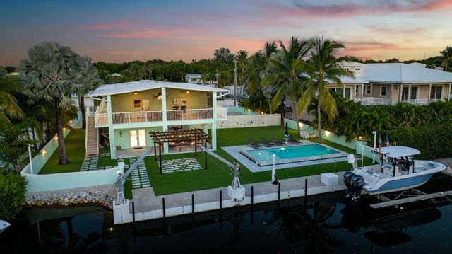 889 Ellen Drive, Key Largo, FL 33037