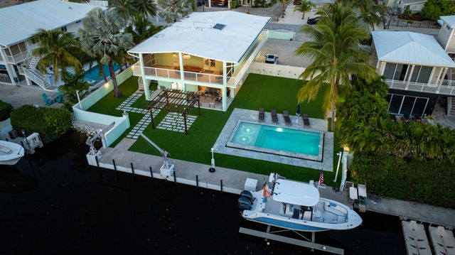 889 Ellen Drive, Key Largo, FL 33037