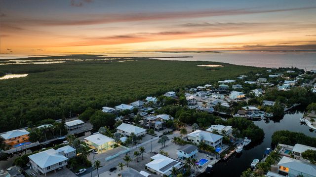 889 Ellen Drive, Key Largo, FL 33037