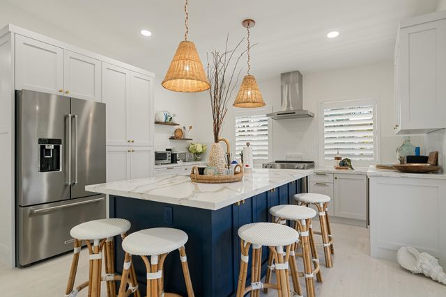 889 Ellen Drive, Key Largo, FL 33037