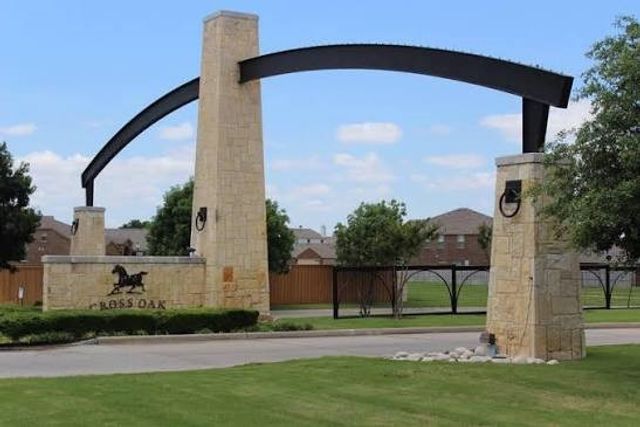 9100 Spurs Trail, Cross Roads, TX 76227