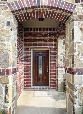 9100 Spurs Trail, Cross Roads, TX 76227