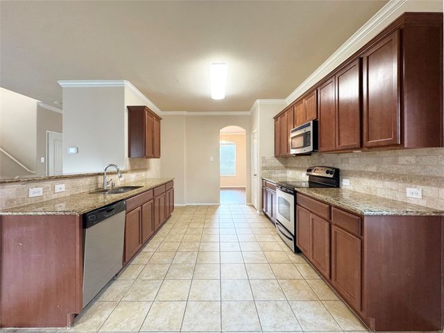 9100 Spurs Trail, Cross Roads, TX 76227