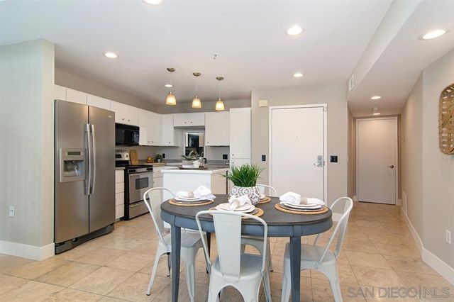 221 Island Ave 105, San Diego, CA 92101