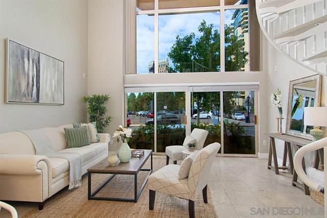 221 Island Ave 105, San Diego, CA 92101