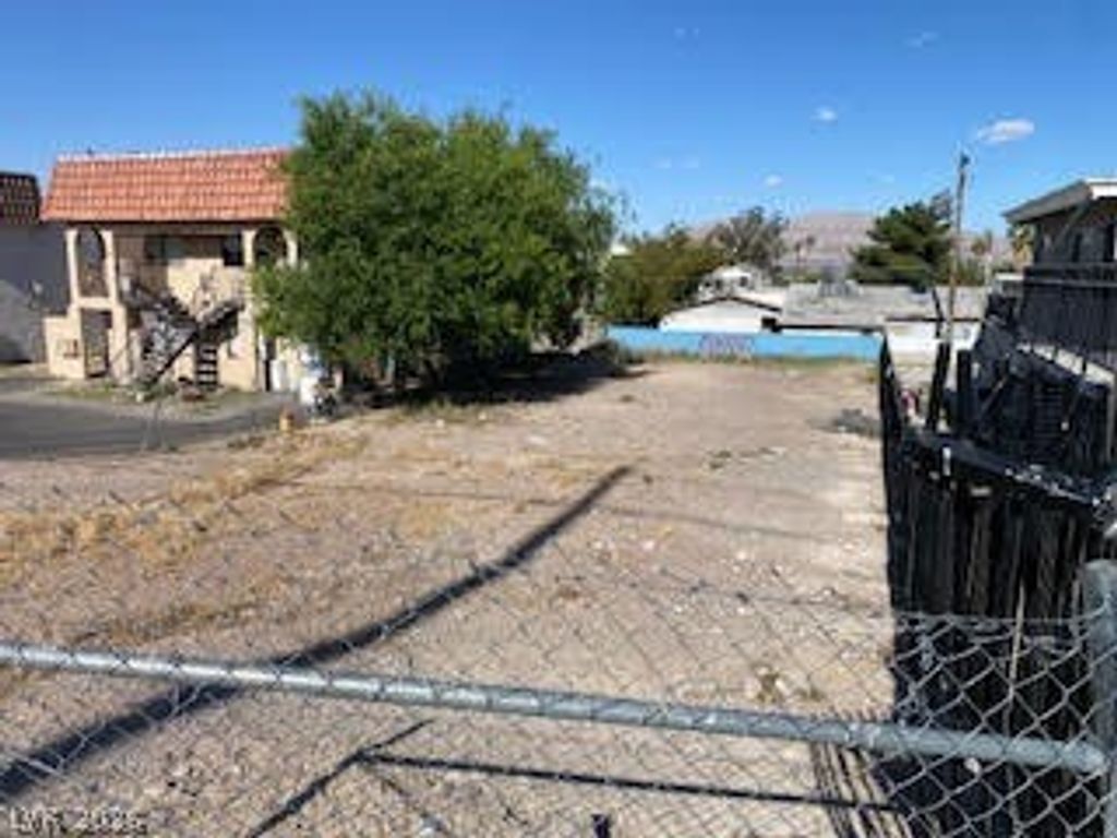 410 North 14th Street, Las Vegas, NV 89101